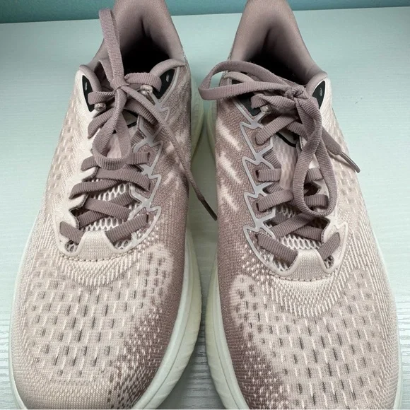 Women’s Hoka Mach 6- Size 7.5 US - Picture 9 of 17